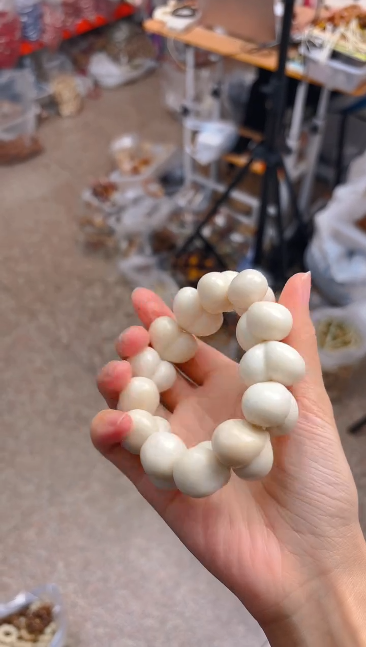 吊坠菩提根/象牙果白色爱心大卡单圈