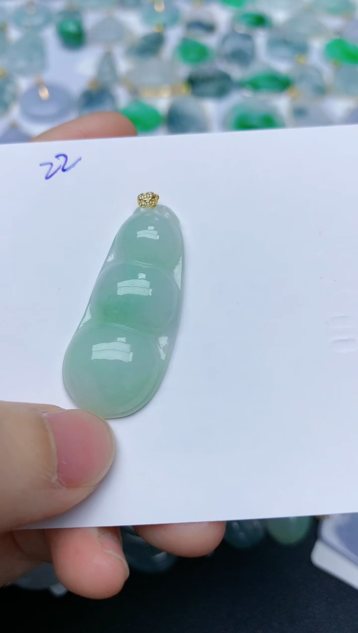 【闪购商品】翡翠颈饰18K金镶嵌天然翡翠A货    