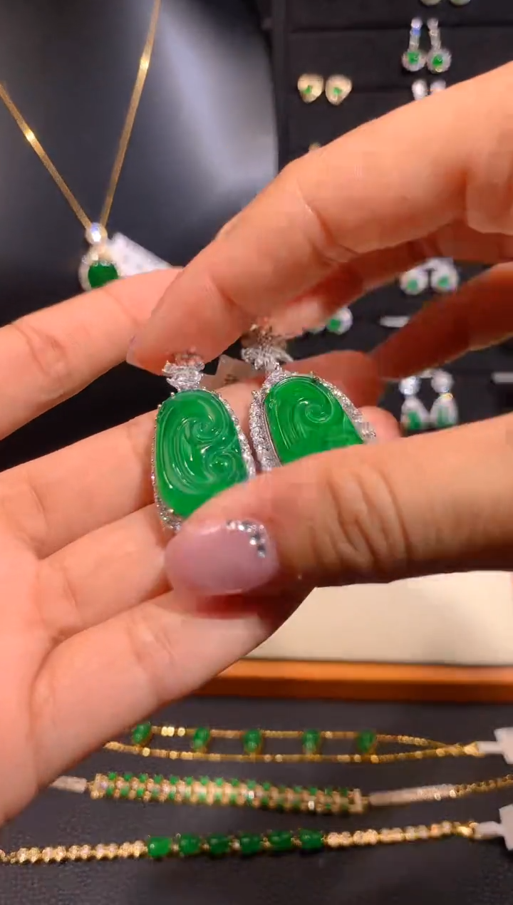 【闪购商品】翡翠颈饰银S925镶嵌多样性