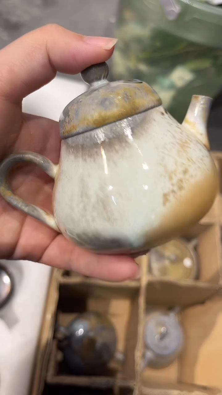 壶78号容量110-120ML中白泥 仿手工壶