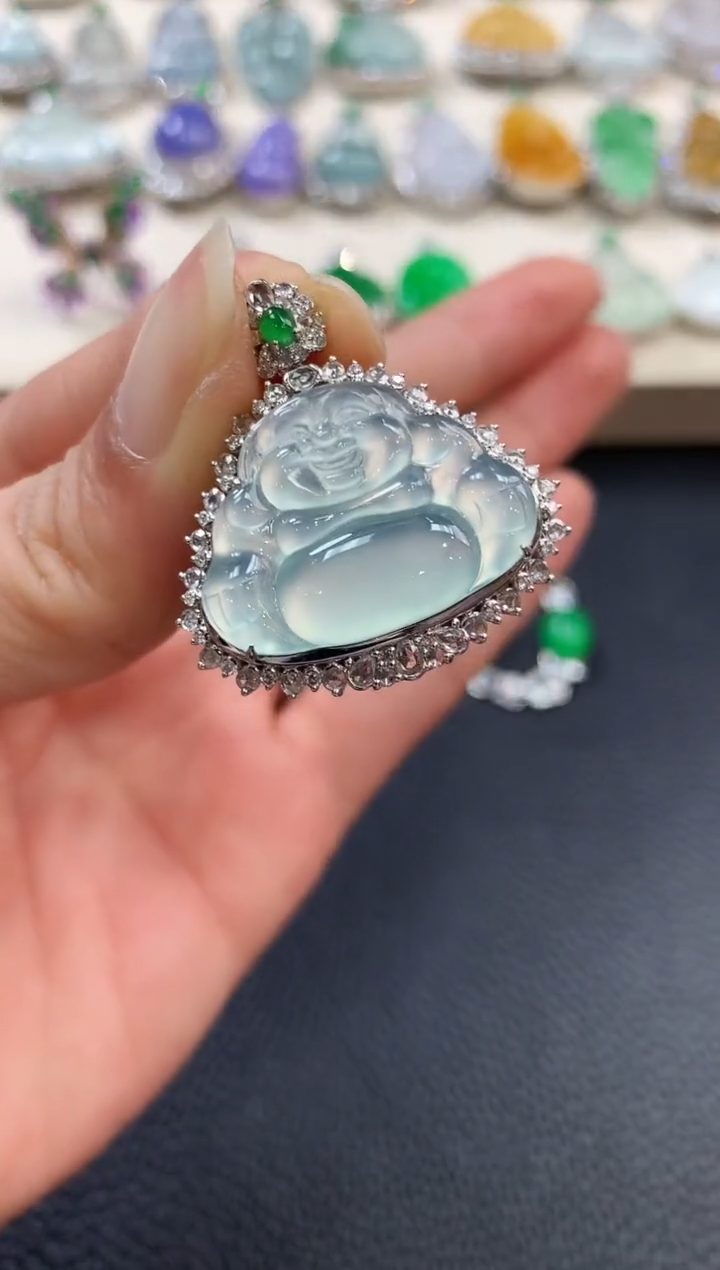 【闪购商品】翡翠吊坠(不含链)18K金镶嵌n80     