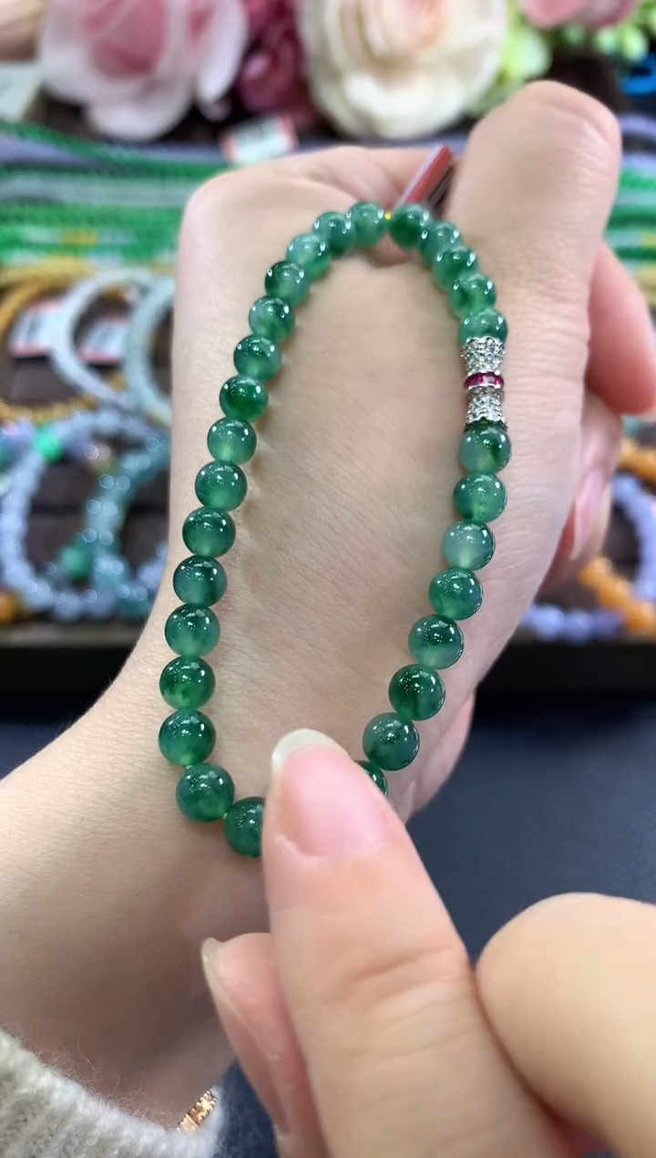 未镶嵌手串翡翠c153      