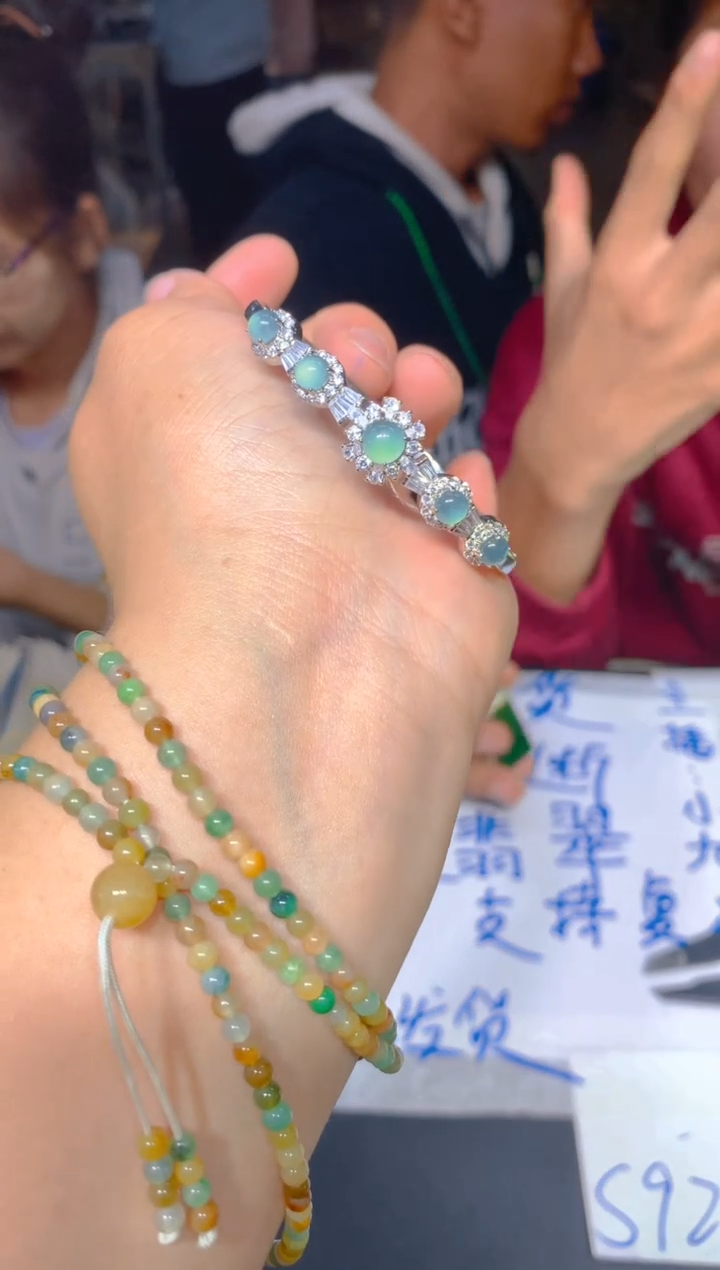 【闪购商品】定制翡翠未镶嵌60定制翡翠多样性发货（发其一）