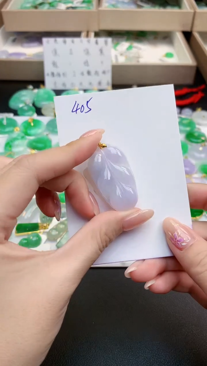 颈饰18K金镶嵌翡翠天然缅甸A货翡翠