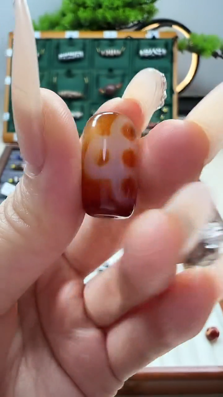 玛瑙/玉髓（覆膜）颈饰未镶嵌101（微瑕）