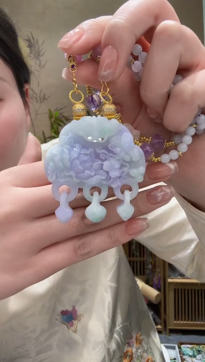 【闪购商品】翡翠颈饰未镶嵌吊坠