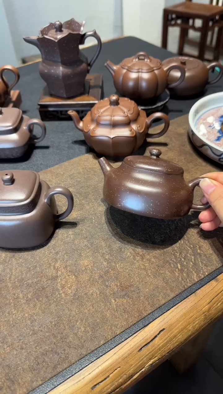 茶壶紫砂牛*六方静乐 铺砂