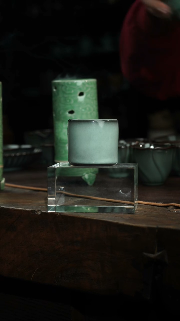 【闪购商品】瓷片郑原斌 黑美人 扳指杯