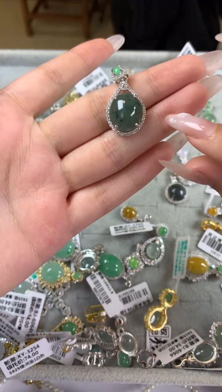 银S925镶嵌戒指翡翠吊坠41