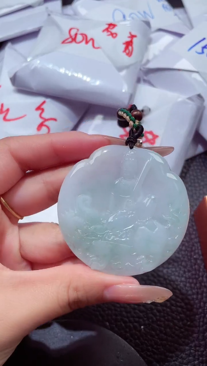 颈饰未镶嵌翡翠00000