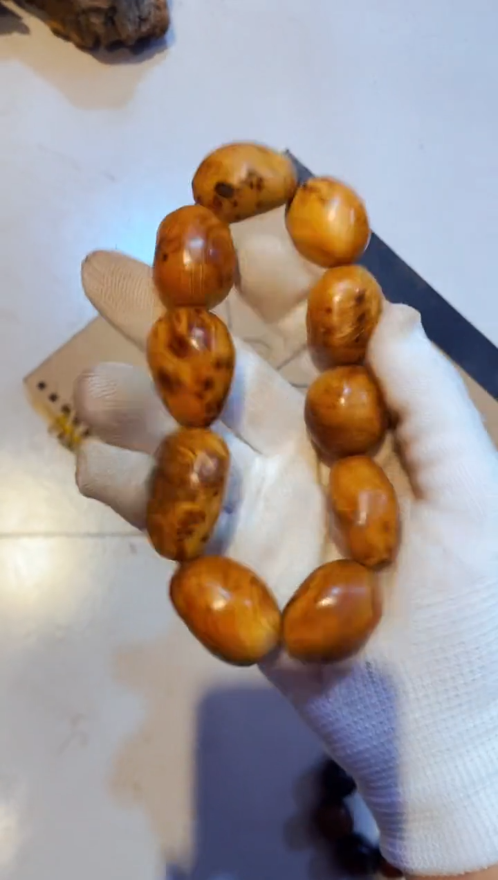 柏木（崖柏）35北太行崖柏手把件手串