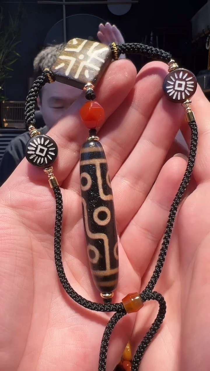 【闪购商品】玛瑙/玉髓未镶嵌吊坠(赠链)颈饰吊坠