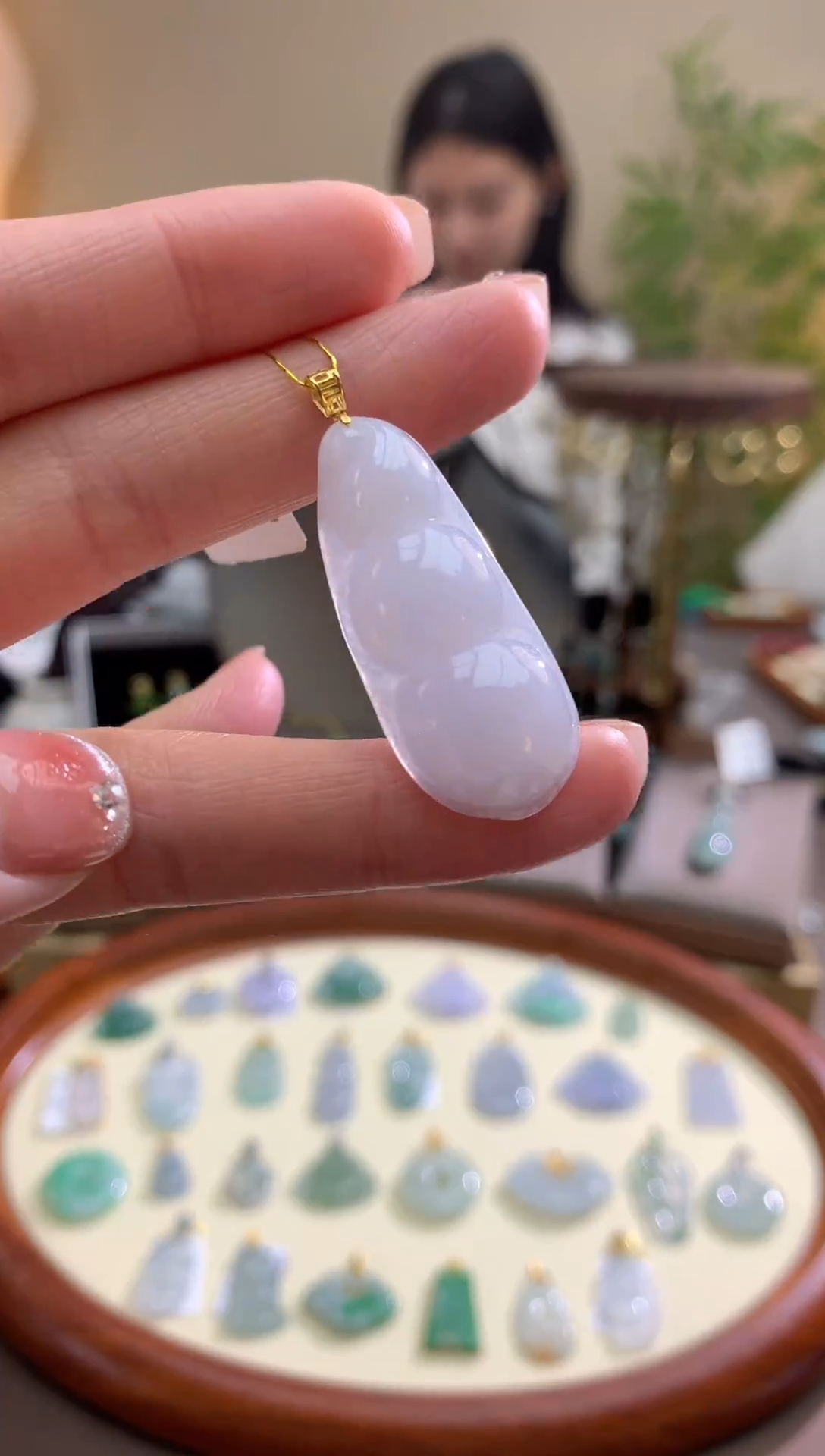 【闪购商品】翡翠颈饰18K金镶嵌豆子