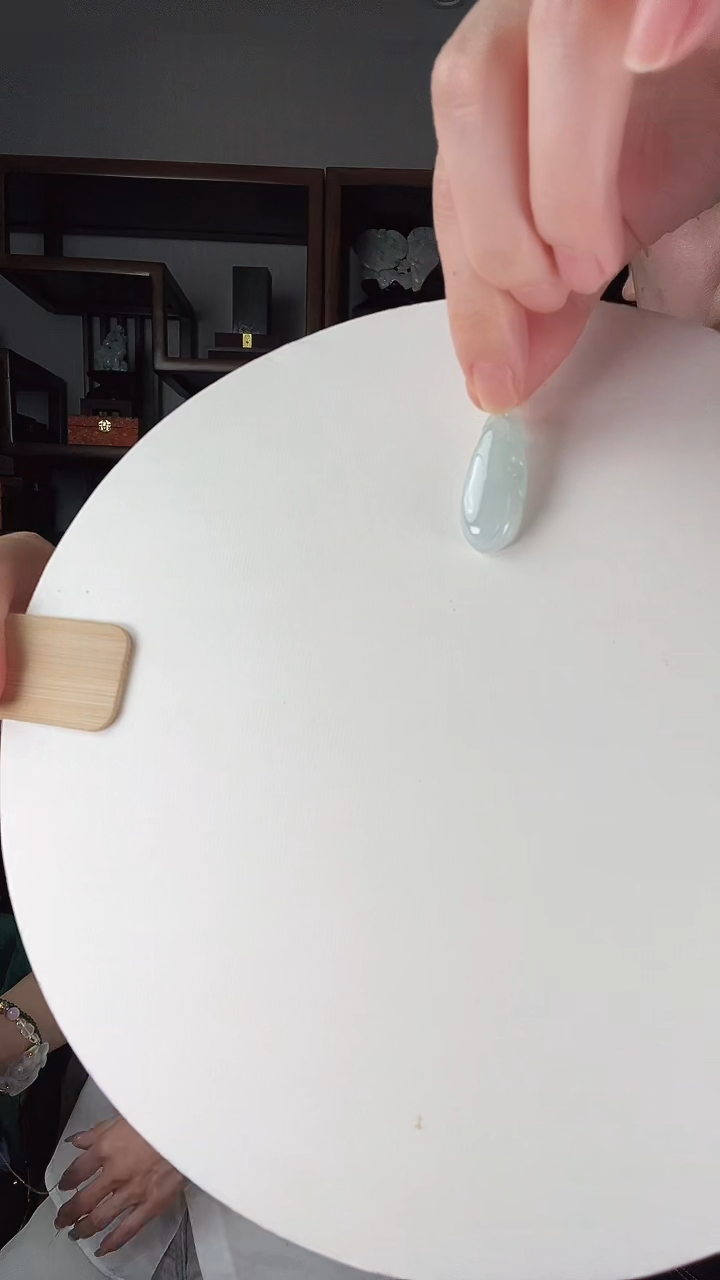 【闪购商品】翡翠颈饰未镶嵌福瓜