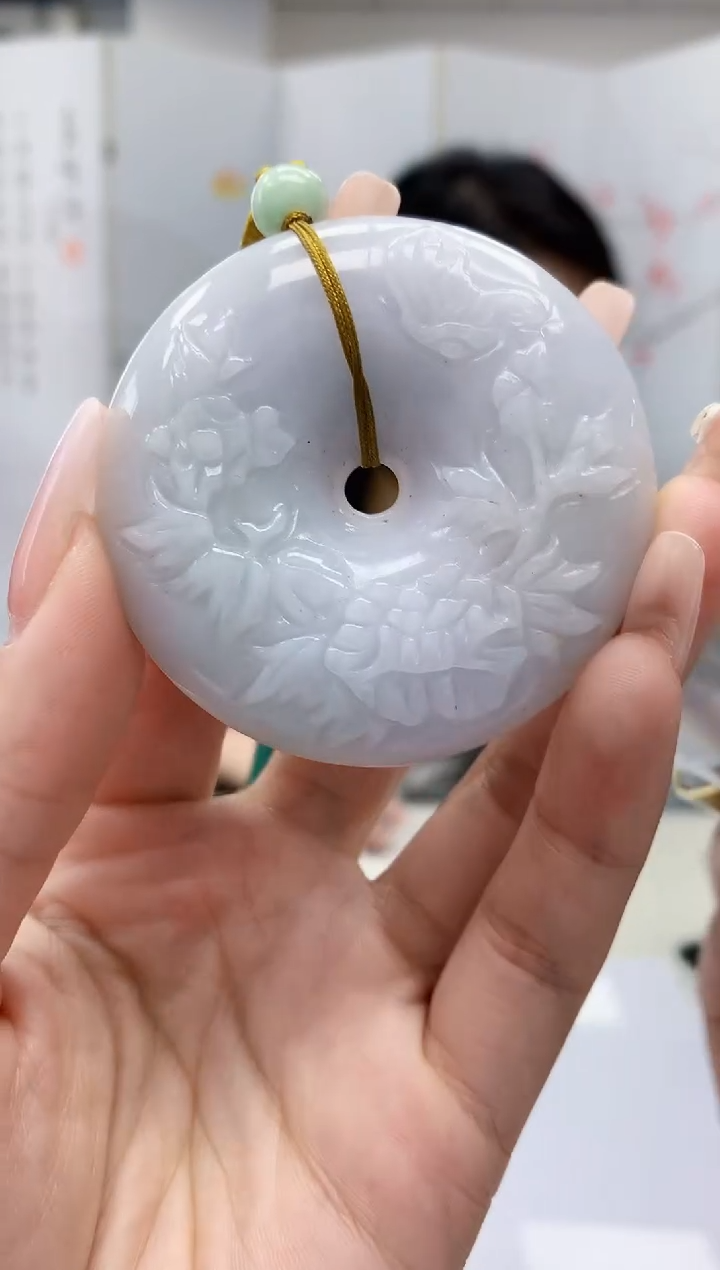 【闪购商品】定制翡翠未镶嵌3123lr-毛货挂件63