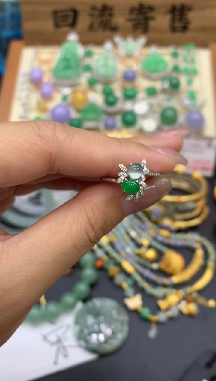 【闪购商品】翡翠戒指18K金镶嵌87-中国好珍宝