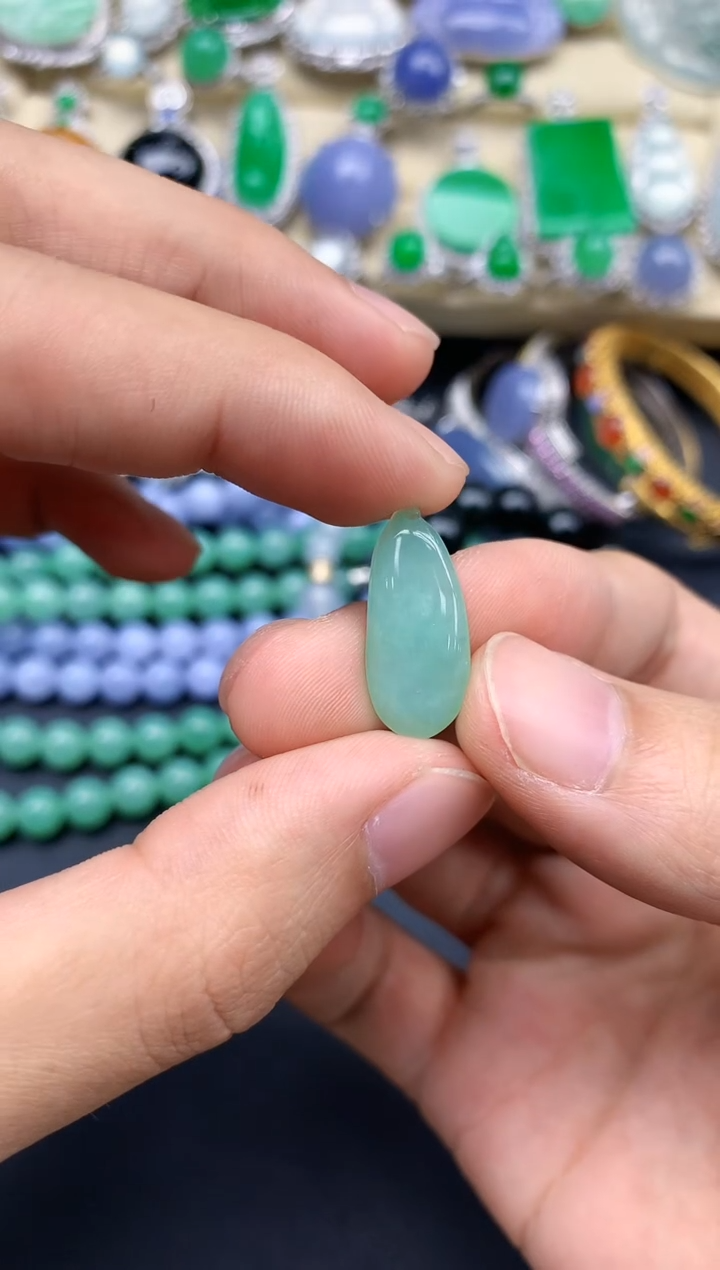 颈饰未镶嵌翡翠95-中国好珍宝