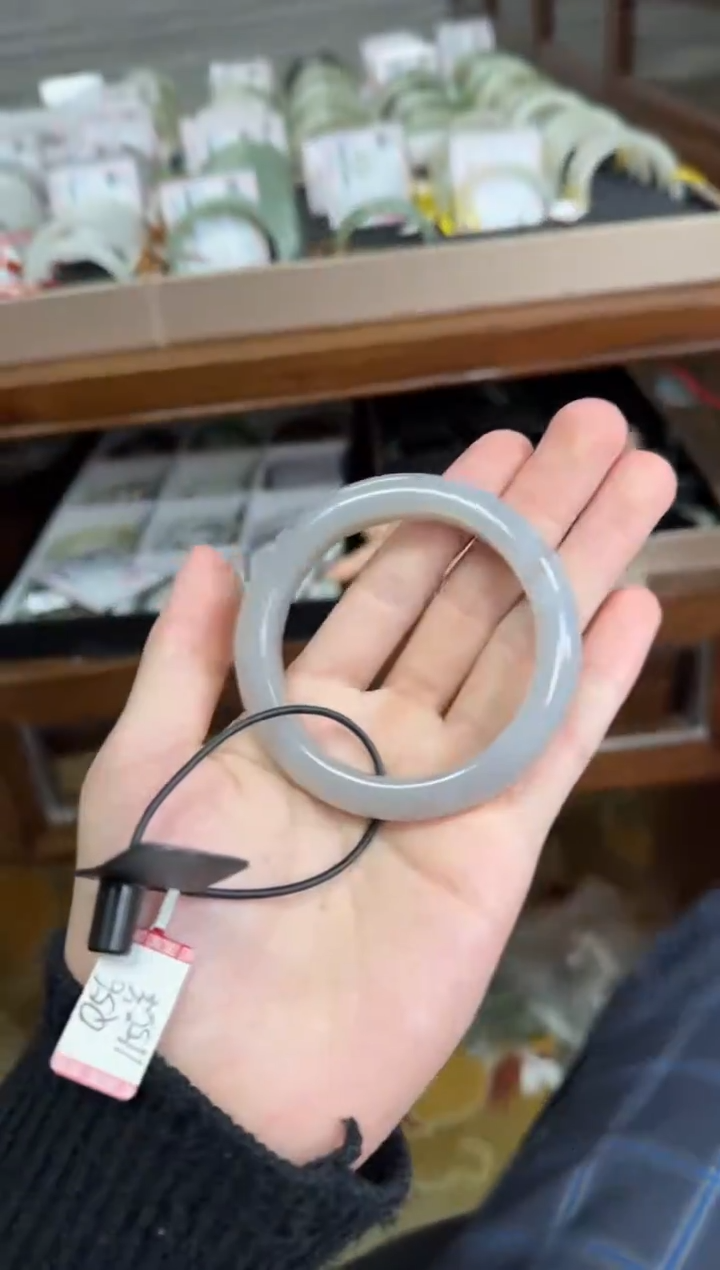 未镶嵌手镯和田玉56