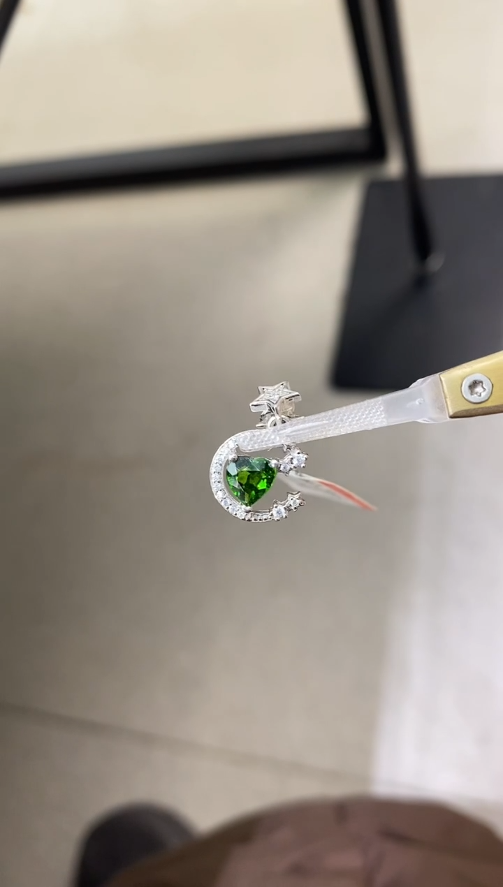 银S925镶嵌透辉石吊坠天然透辉石