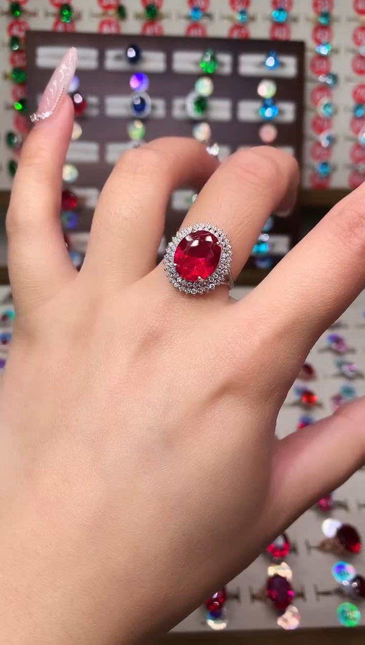 无925银典藏 轻奢 鸽血红红色系10*12戴妃银托戒指