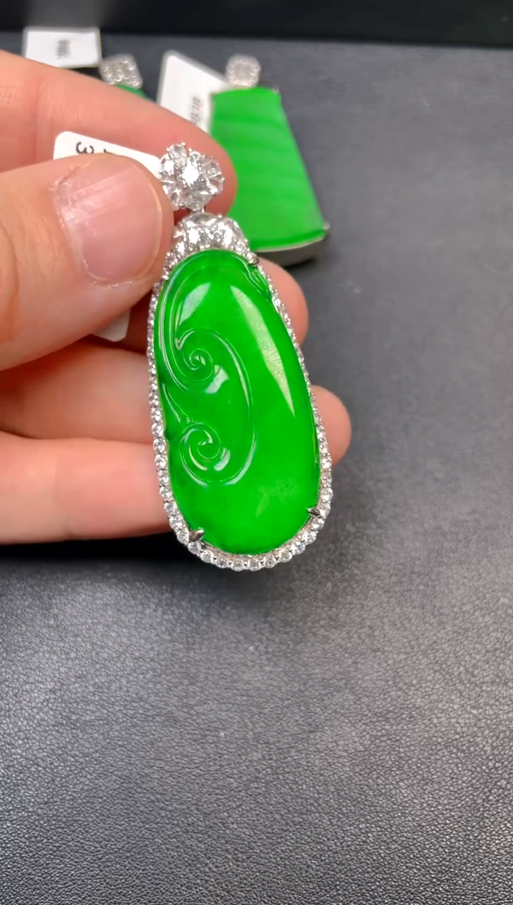 银S925镶嵌挂件翡翠吊坠