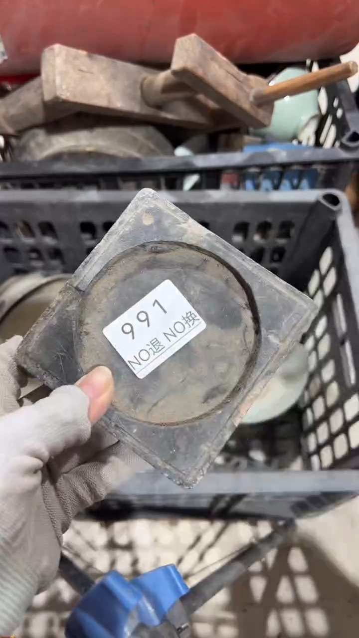 木质英****）工艺品1223991