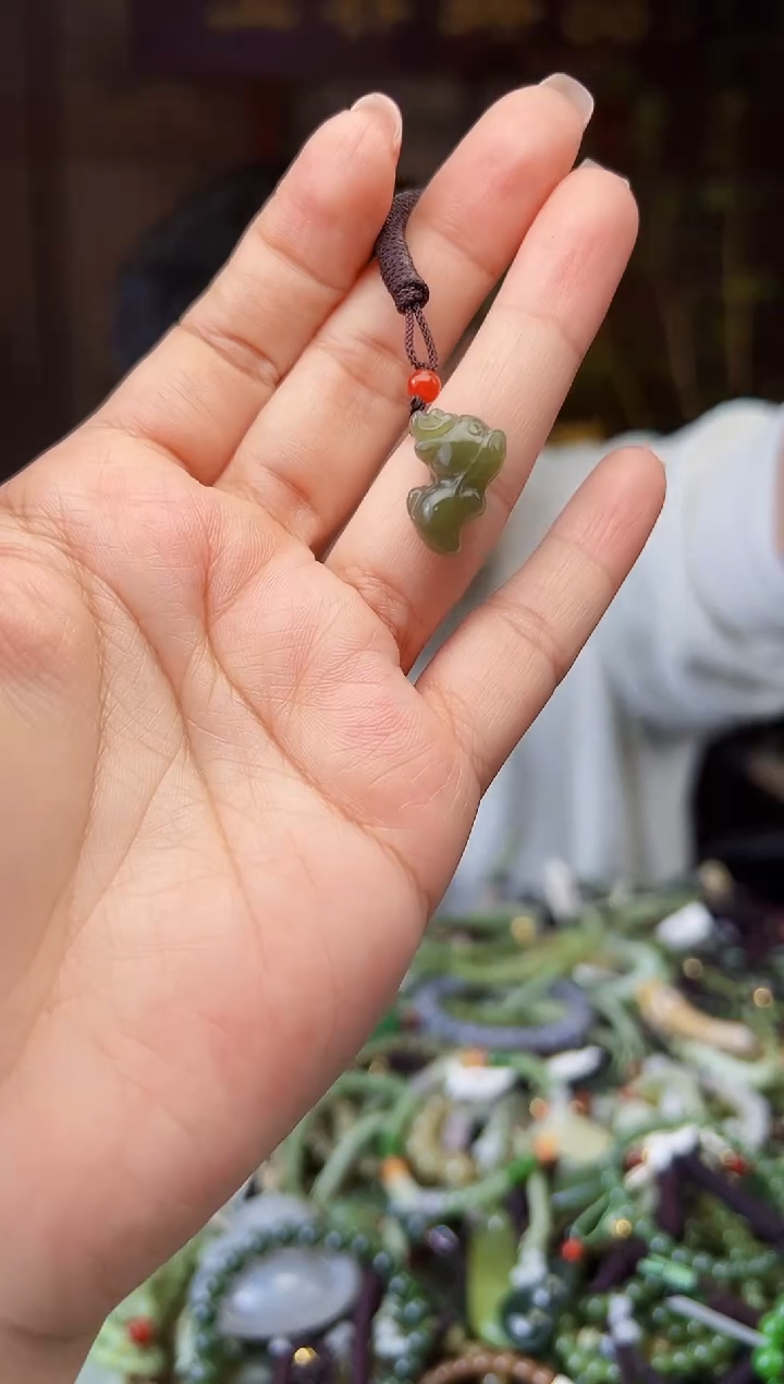 颈饰未镶嵌和田玉多样性发货拍一发一