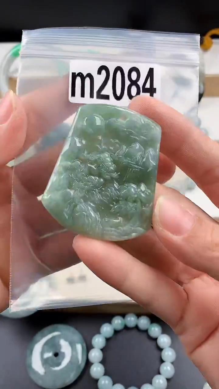 颈饰未镶嵌翡翠天然翡翠吊坠挂件