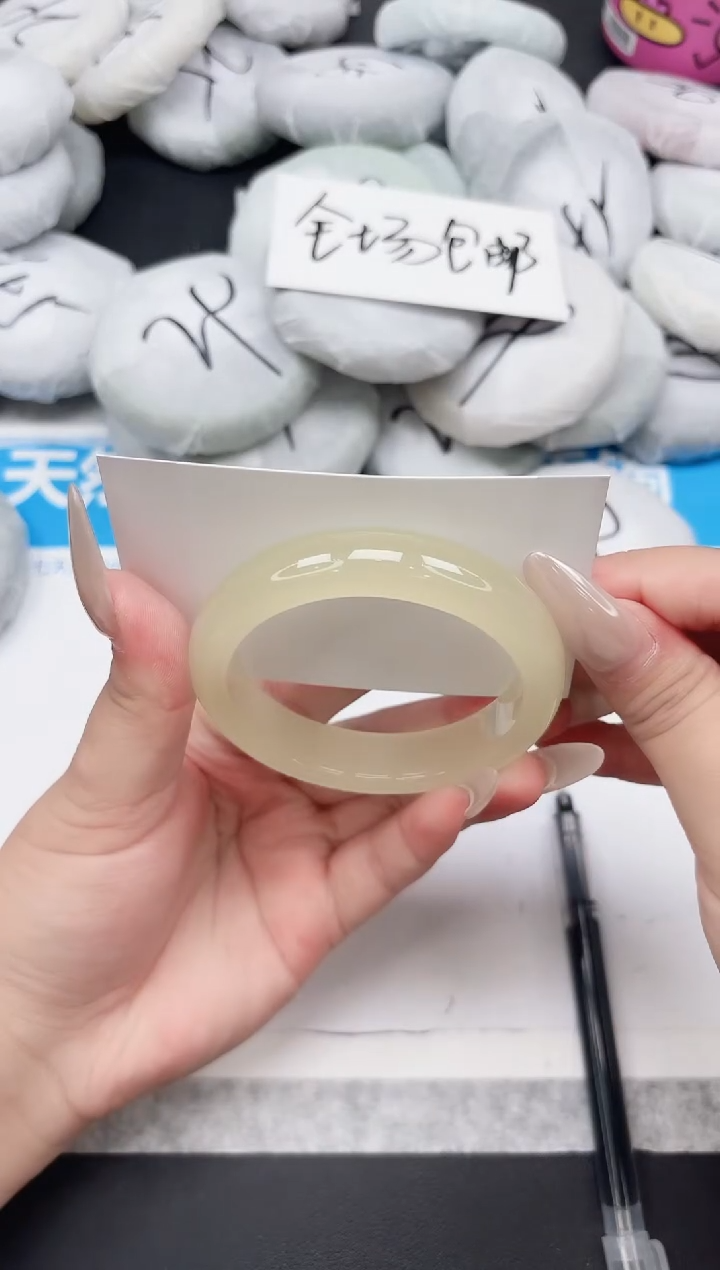 东凌女款手镯302-56.3