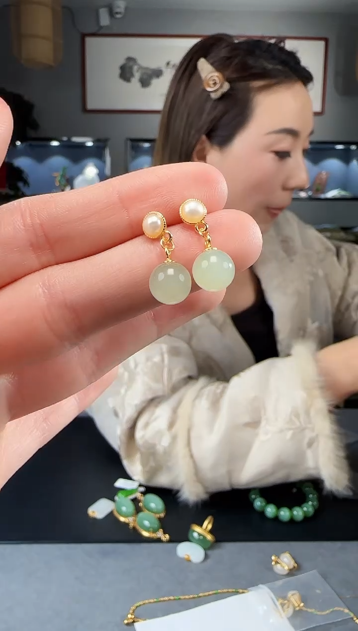 【闪购商品】和田玉耳钉银S925镶嵌1