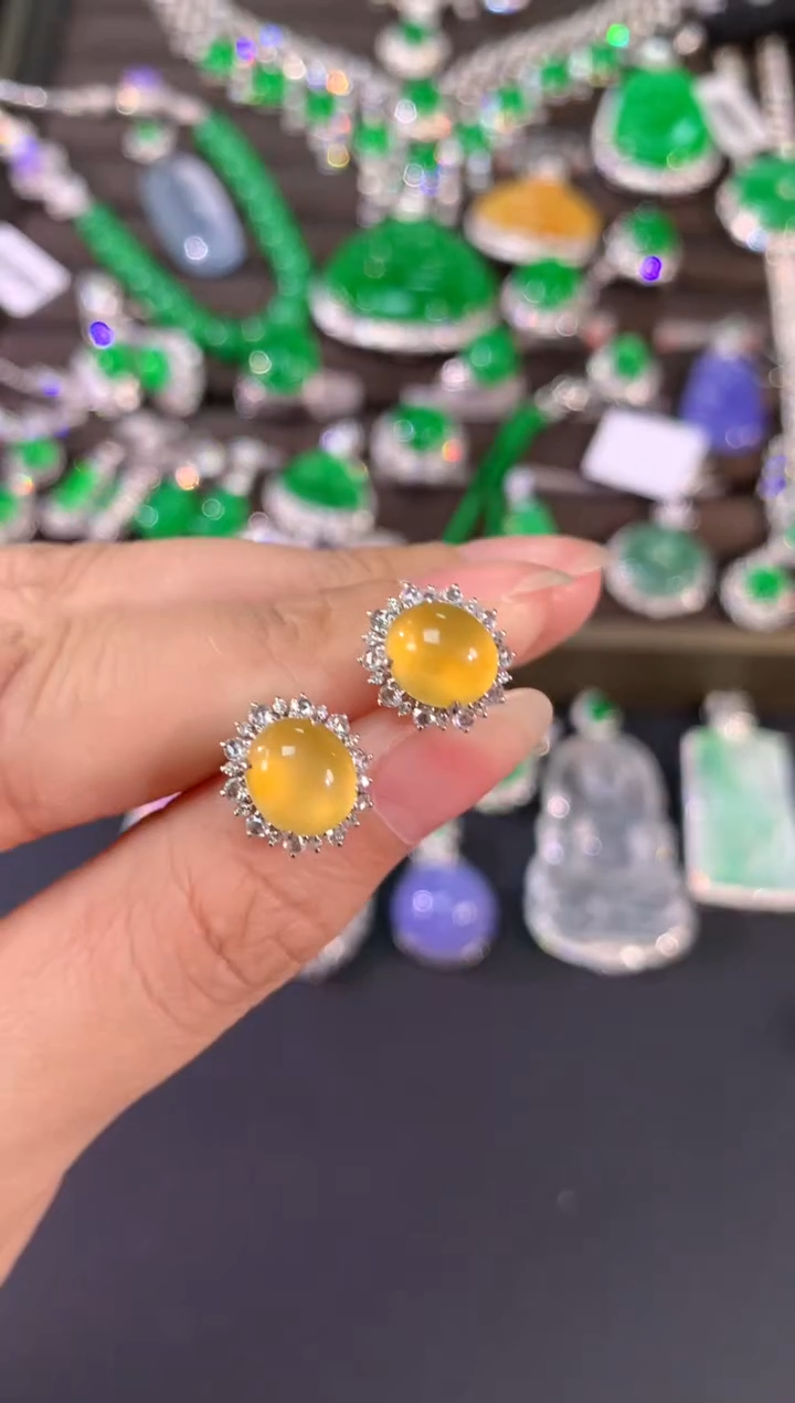 【闪购商品】翡翠耳饰18K金镶嵌B672|13800