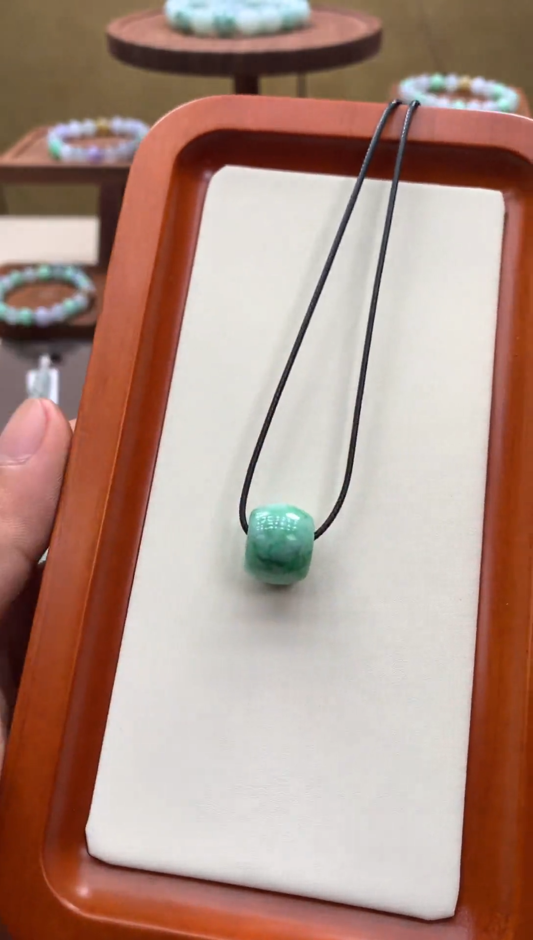 翡翠未镶嵌吊坠(不含链)路路通 