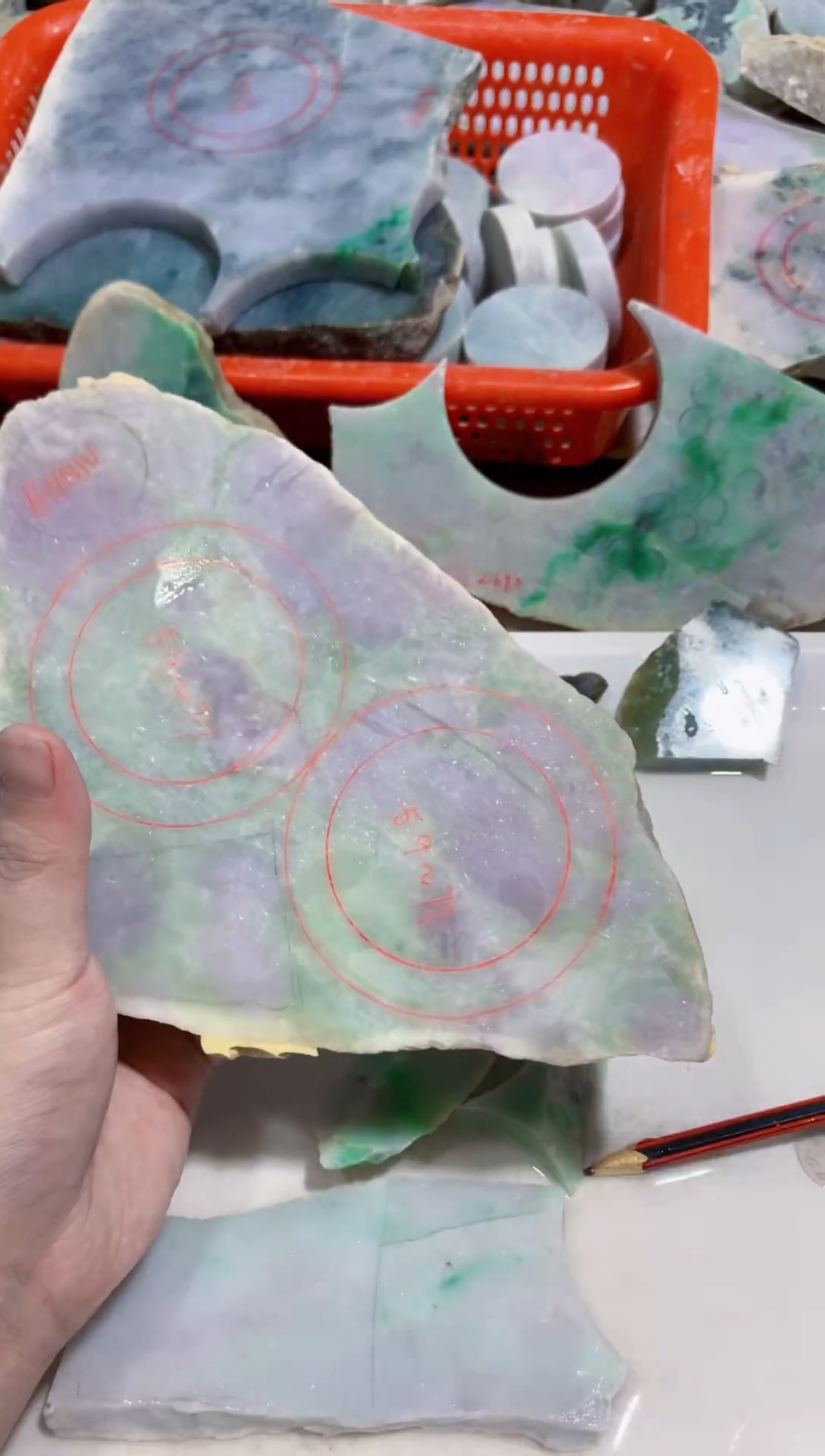 裸石翡翠生**花0王0翡翠珠宝352