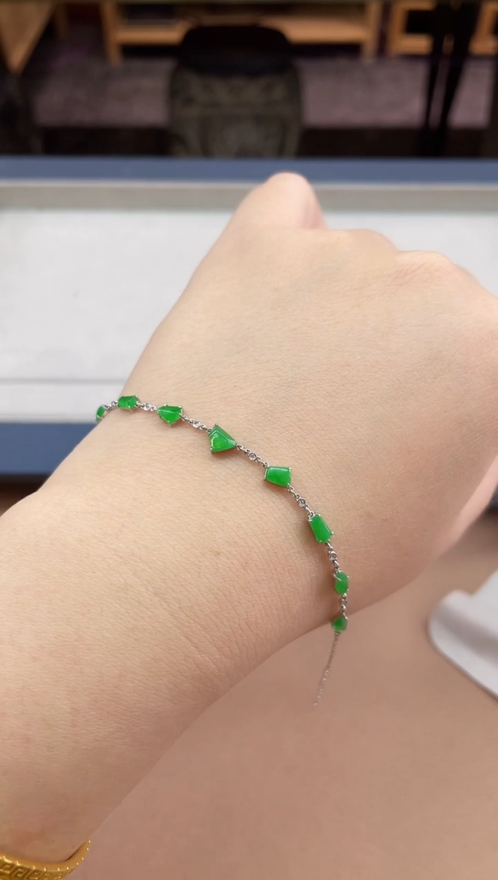 【闪购商品】翡翠手链18K金镶嵌手链