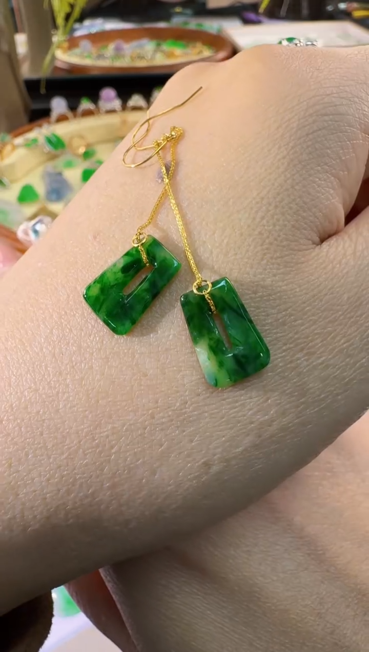 【闪购商品】翡翠耳饰18K金镶嵌缅甸翡翠耳饰