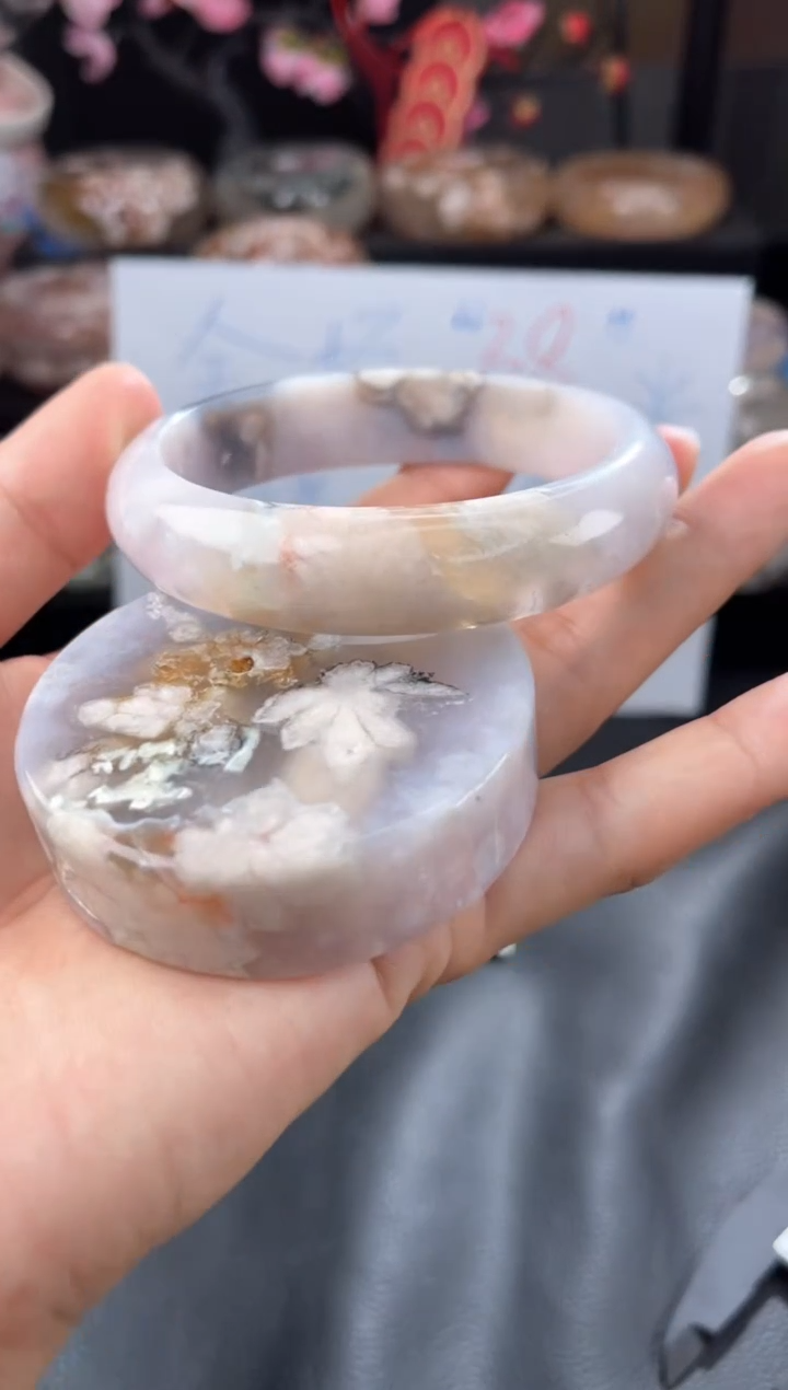 【闪购商品】玛瑙/玉髓手镯未镶嵌61镯心赠品 不保证天然完美