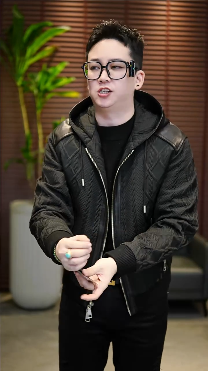  48码（  110-130斤）鹅绒拼皮夹克黑色