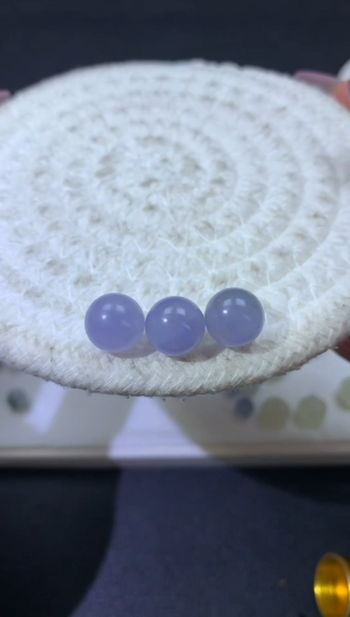 【闪购商品】定制翡翠未镶嵌卡10多样性发货发其一