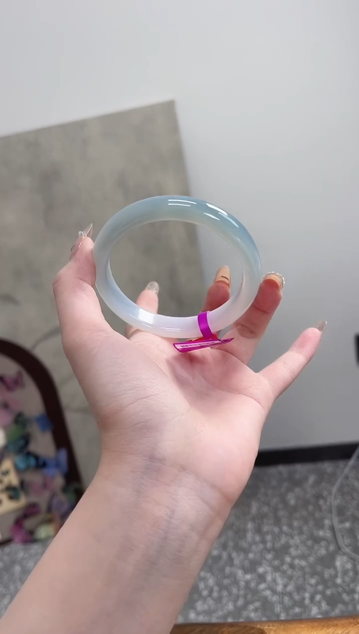 【闪购商品】玛瑙/玉髓手镯未镶嵌62圈 需要包容