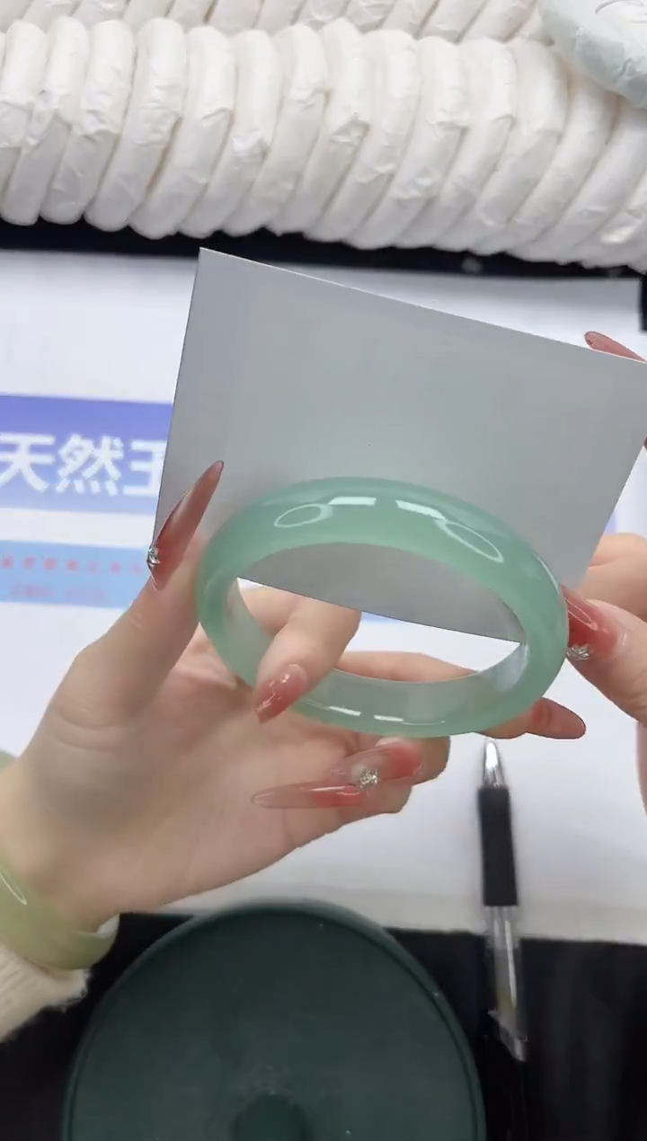 未镶嵌手镯石英质玉26-58