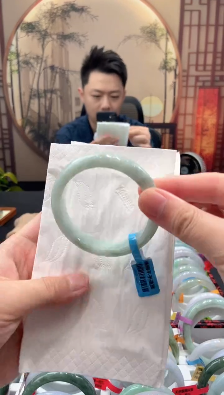 未镶嵌手镯翡翠000059038