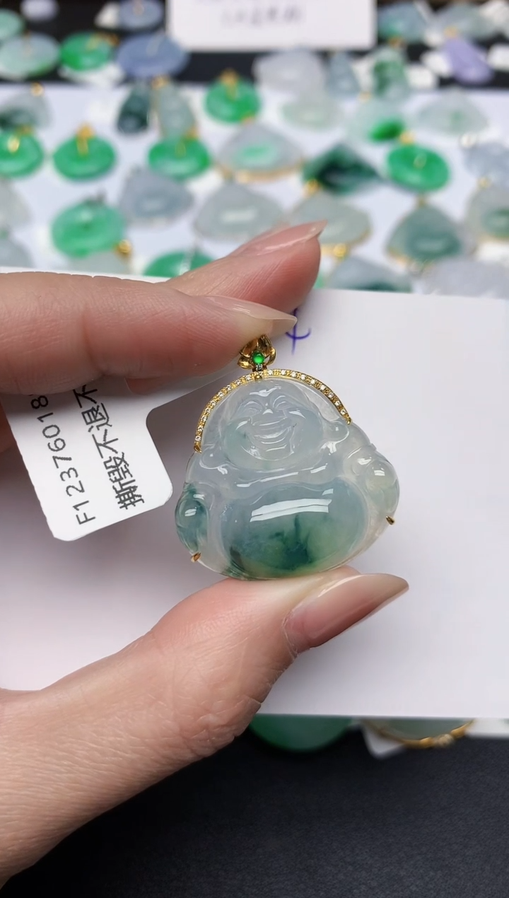 颈饰18K金镶嵌翡翠天然缅甸A货翡翠百元以上9元证书费自理