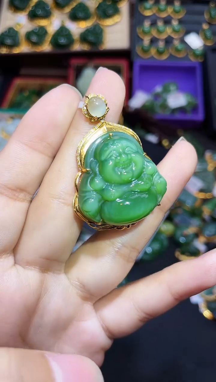 和田玉18K金镶嵌吊坠(赠链)30MM 多样性发一