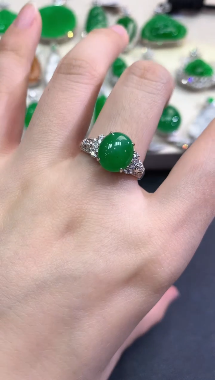 【闪购商品】翡翠戒指18K金镶嵌D17   