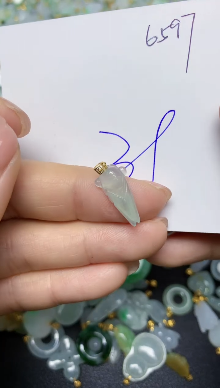 【闪购商品】翡翠挂件18K金镶嵌 天然翡翠A货