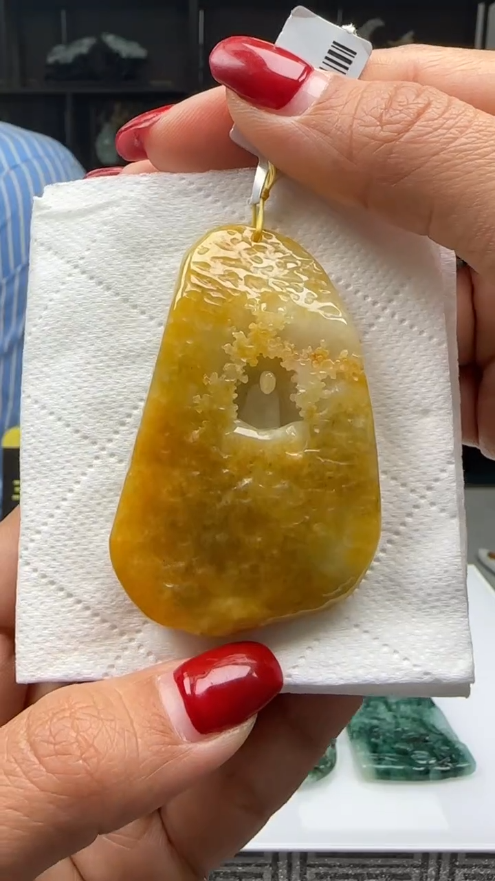 【闪购商品】翡翠颈饰未镶嵌天然翡翠A货吊坠