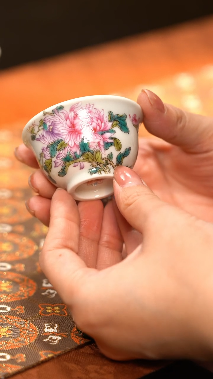 YZT溢珍堂过墙菊花小压手杯