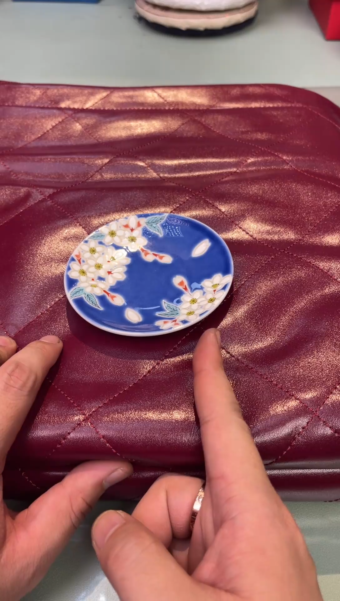 【闪购商品】瓷片垃圾袋红             