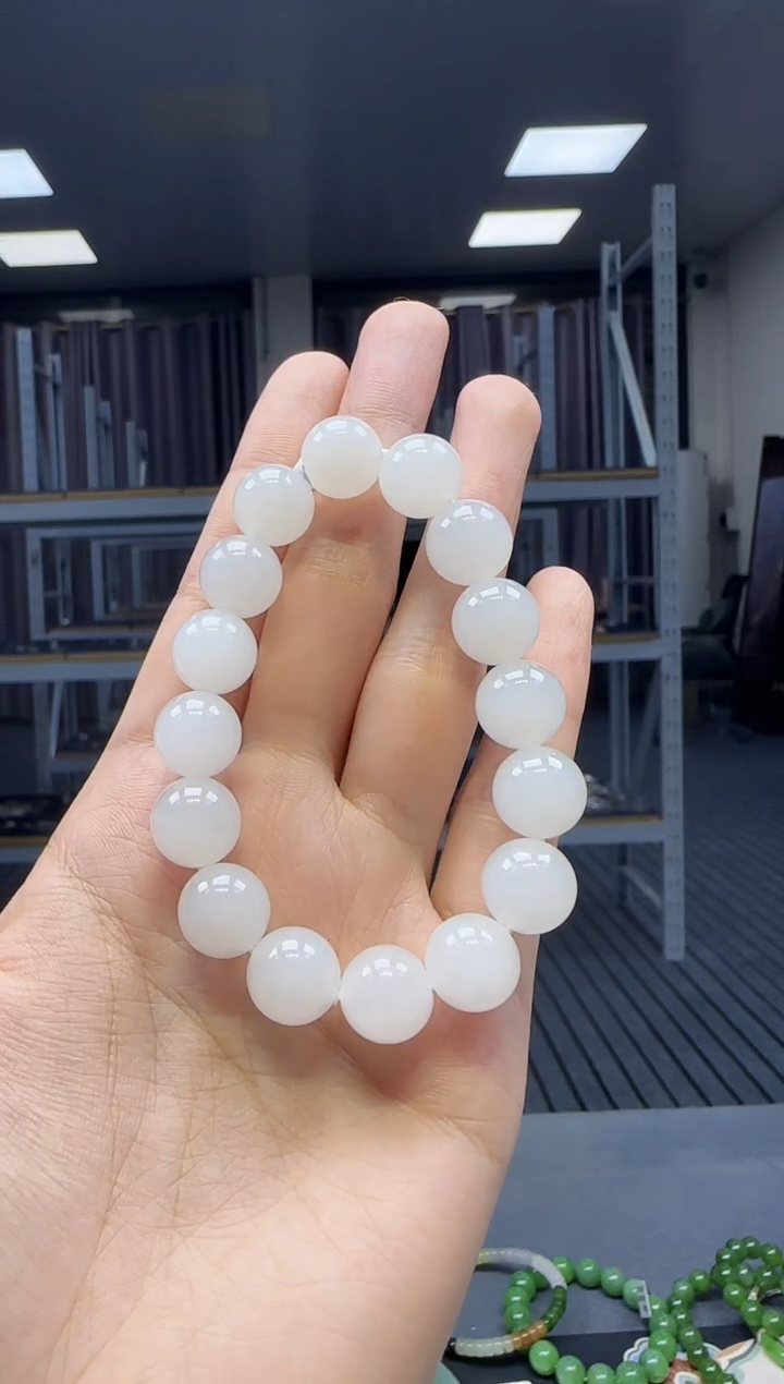 手串未镶嵌和田玉1
