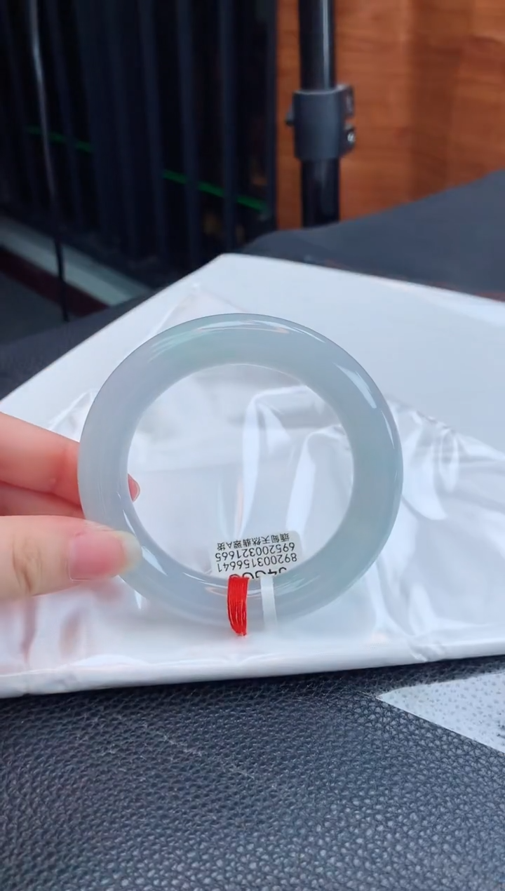 【闪购商品】翡翠手镯未镶嵌缅甸天然翡翠A货手镯